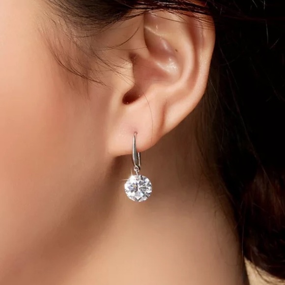 **New 925 Sterling Silver Diamond Earrings - Picture 2 of 7